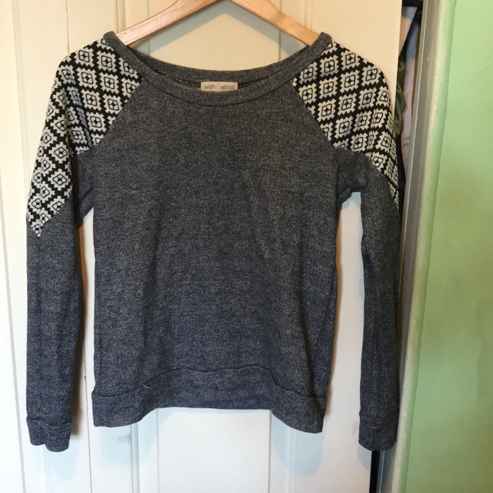Grey Sweater with a Cool design shoulders
